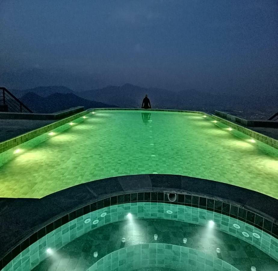 Chandragiri Hills Resort Thānkot Eksteriør bilde