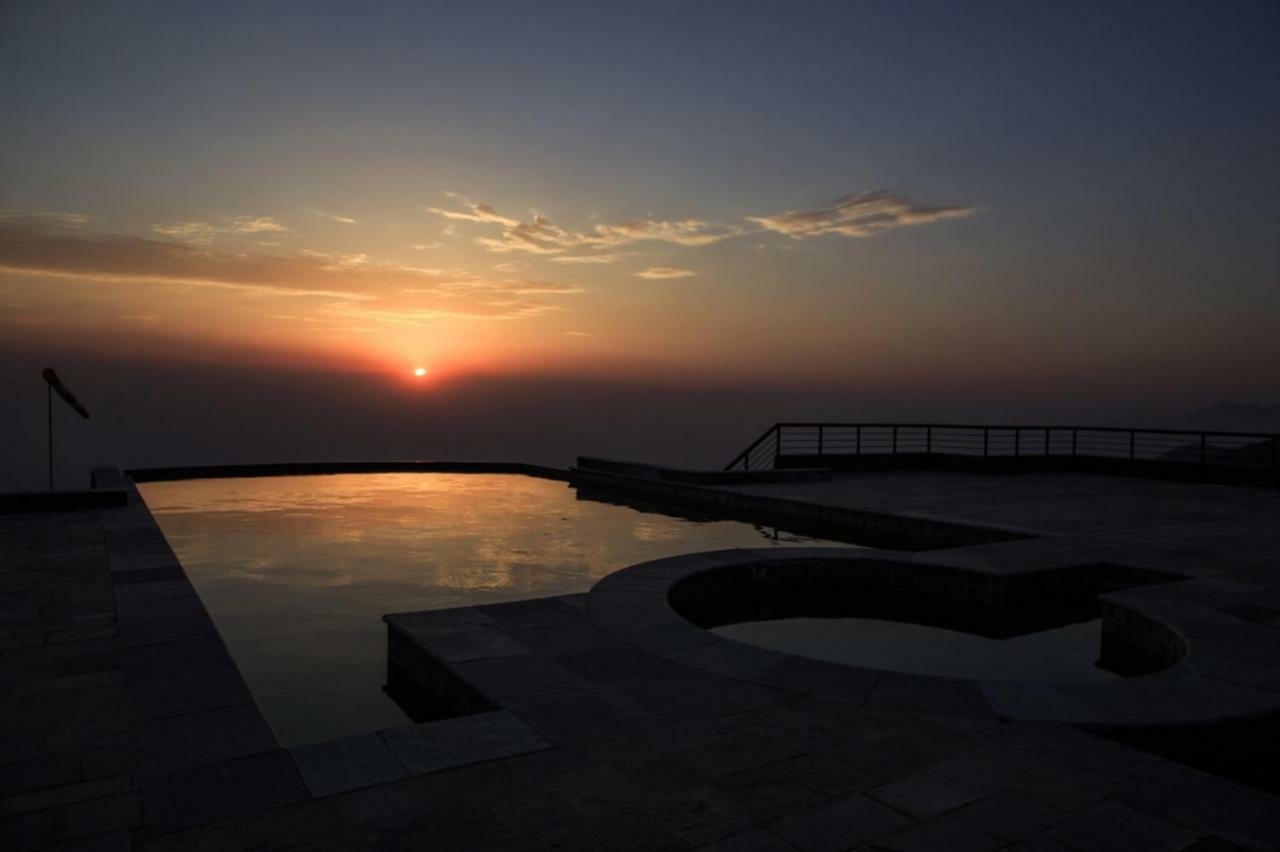 Chandragiri Hills Resort Thānkot Eksteriør bilde